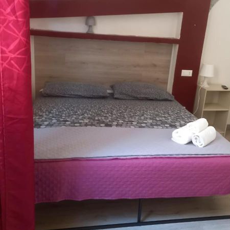 伊莫拉Casa Di Leo E Vale别墅 外观 照片
